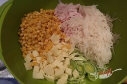 Príprava receptu Zelerový šalát s ananásom a pórom, krok 3