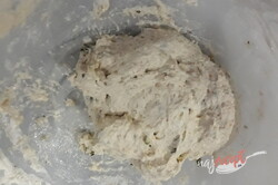 Príprava receptu Nadýchaný, mäkký a chrumkavý domáci chlebíček, krok 1