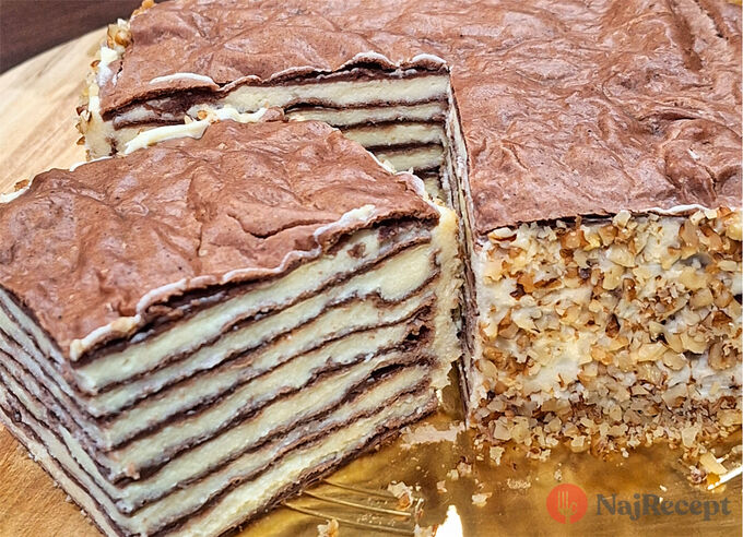 Lahodná torta Karpatka - tradičná poľská dobrota podľa receptu od cukrárky.