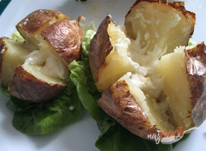 Recept Pečené zemiaky plnené bryndzou a maslom