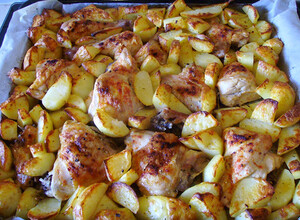 Recept Pečené kura so zemiakmi 2v1