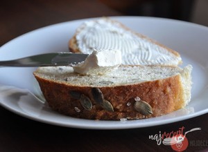 Recept Zemiakový chlieb s prímesou špaldovej múky a semienkami