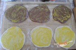 Príprava receptu Maslové dvojfarebné pečivo mäkké ako pavučinka, krok 2
