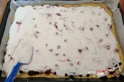 Príprava receptu Krakovský ovocný koláč s krehkou penou, krok 6