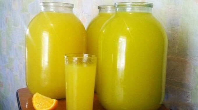 Recept Domáci pomarančový džús - 4 pomaranče = 9 l džúsu