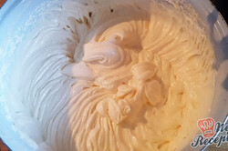 Príprava receptu Fantastický krém do torty, ktorý chutí ako zmrzlina, krok 10
