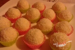 Príprava receptu Vianočné cukríky z kokosu, krok 1