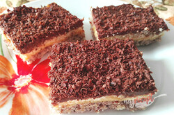 Príprava receptu Orechové rezy s vanilkovým a čokoládovým krémom, krok 1