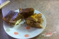 Recept Strakatý tvarohový koláč s broskyňami