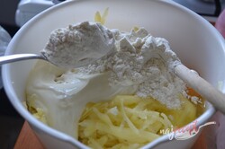 Príprava receptu Výborné zemiakové placky s kyslou smotanou, krok 3