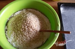 Príprava receptu Vynikajúci orechový cukeťák s kakaovou polevou, krok 6