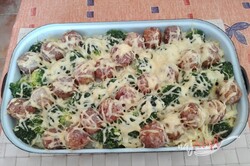 Príprava receptu Tagliatelle s mäsovými guľkami a brokolicou, krok 4