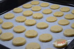 Príprava receptu Vanilkové kolieska lepené marmeládou, krok 6