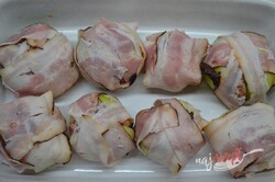Príprava receptu Cibuľové bombičky s mletým mäsom a slaninou, krok 4