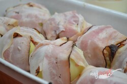 Príprava receptu Cibuľové bombičky s mletým mäsom a slaninou, krok 5