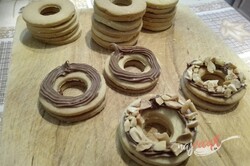 Príprava receptu Nugátové krúžky máčané v čokoláde, krok 3