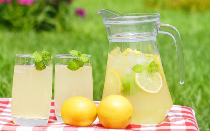 Recept Lacná a chutná osviežujúca limonáda na leto