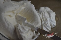 Príprava receptu Krehká kokosová roláda s mascarpone krémom, krok 3