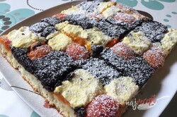 Príprava receptu Kysnutý koláč s makom, marhuľami a tvarohom, krok 11