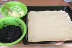 Príprava receptu Kysnutý koláč s makom, marhuľami a tvarohom, krok 7