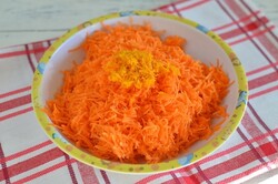 Príprava receptu Zdravší dezert - mrkvový koláč s citrónovou polevou, krok 1