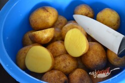 Príprava receptu Pečené zemiaky s francúzskou omáčkou, krok 1