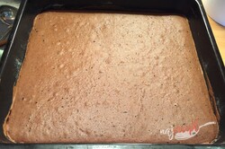 Príprava receptu Fantastický koláč Nescafé so smotanovo čokoládovou penou, krok 5