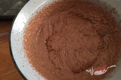 Príprava receptu Fantastický koláč Nescafé so smotanovo čokoládovou penou, krok 3