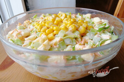 Príprava receptu Výborný zelerový šalát, ktorý dokonale nahradí obľúbený zemiakový šalát, krok 1