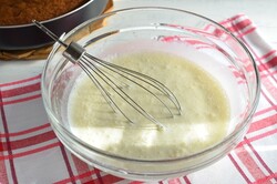 Príprava receptu Zdravší dezert - mrkvový koláč s citrónovou polevou, krok 13