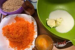 Príprava receptu Najlepšia mrkvovo-orechová bábovka, krok 2