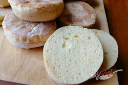 Príprava receptu Vynikajúca náhrada klasického chleba. Nemusíte ani zapínať rúru a placky máte hotové za 10 minút., krok 1