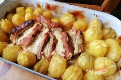 Príprava receptu Najchutnejšie mäso so zemiakmi pečené vcelku - tajomstvo sa skrýva v marináde., krok 3