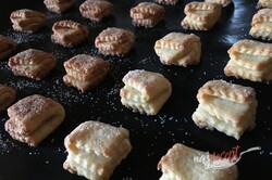 Príprava receptu Krehučké koláčiky z tvarohu na celý týždeň. Iba 3 suroviny a sladká pochúťka je na svete., krok 8