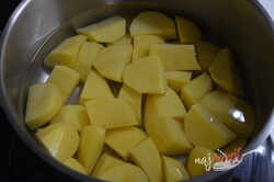 Príprava receptu Zemiakové krokety plnené syrom, krok 1
