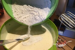 Príprava receptu Fantastická smotanová bábovka na spôsob Tiramisu, krok 4