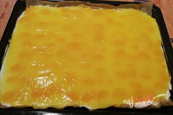 Príprava receptu Žravé rezy s kyslou smotanou a mandarínkami, krok 4