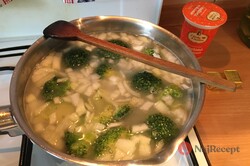 Príprava receptu Brokolicová polievka - krémová a hustá, krok 6