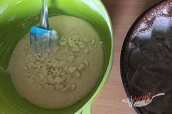 Príprava receptu Veľmi chutná a šťavnatá kokosová raffaello bábovka z hrnčeka, krok 3