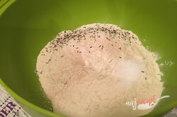 Príprava receptu Chrumkavý hrnčekový domáci chlieb bez miesenia, krok 2