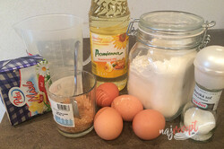 Príprava receptu Krehké veterníky s jahodovou dreňou, krok 1