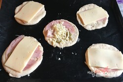 Príprava receptu Foccacia plnená šunkou a syrom, krok 9