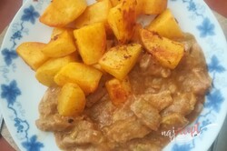 Recept Bravčové mäso s pórom a tatarčené zemiačky