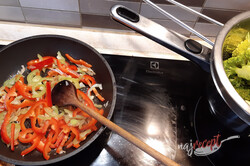 Príprava receptu Ľahká a rýchla večera - pekáč s brokolicou, krok 1