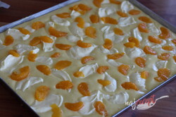 Príprava receptu Hrnčeková liata buchta s tvarohom a mandarínkami, krok 2