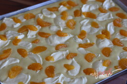 Príprava receptu Hrnčeková liata buchta s tvarohom a mandarínkami, krok 1