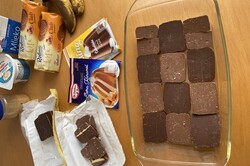 Príprava receptu Nepečené karamelovo-čokoládové rezy so sušienkami, krok 1