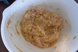Príprava receptu Zemiakové groše so syrom a šunkou bez múky a strúhanky, krok 2