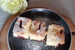 Príprava receptu Výborná rýchlovka z hrnčeka – tvarohový koláčik s lekvárom, krok 2