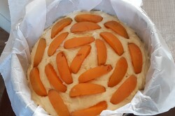 Príprava receptu Jemný ovocný skvost s marhuľami, ktorý za 40 minút prevonia kuchyňu, krok 3